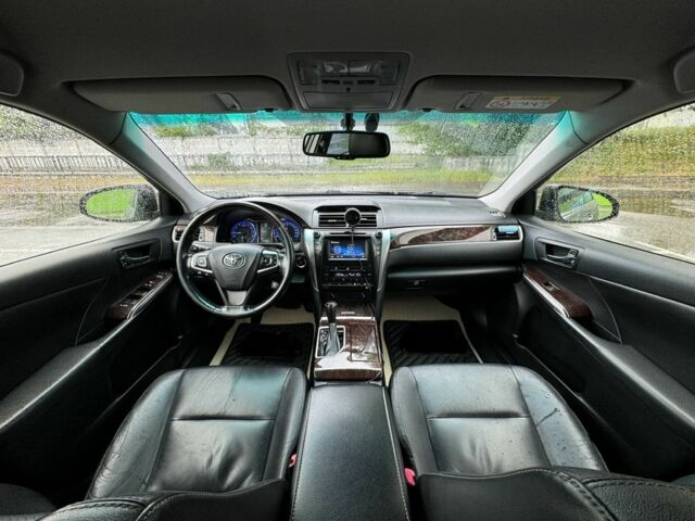 Серый Тойота Камри, объемом двигателя 2.5 л и пробегом 200 тыс. км за 17900 $, фото 6 на Automoto.ua