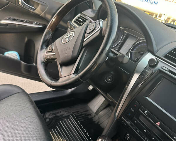 Сірий Тойота Камрі, об'ємом двигуна 2.49 л та пробігом 295 тис. км за 14500 $, фото 5 на Automoto.ua