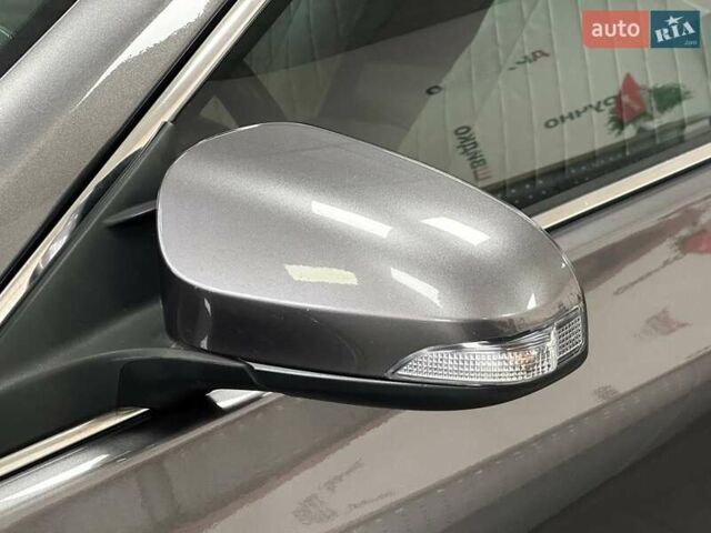 Сірий Тойота Камрі, об'ємом двигуна 2.49 л та пробігом 73 тис. км за 15490 $, фото 7 на Automoto.ua