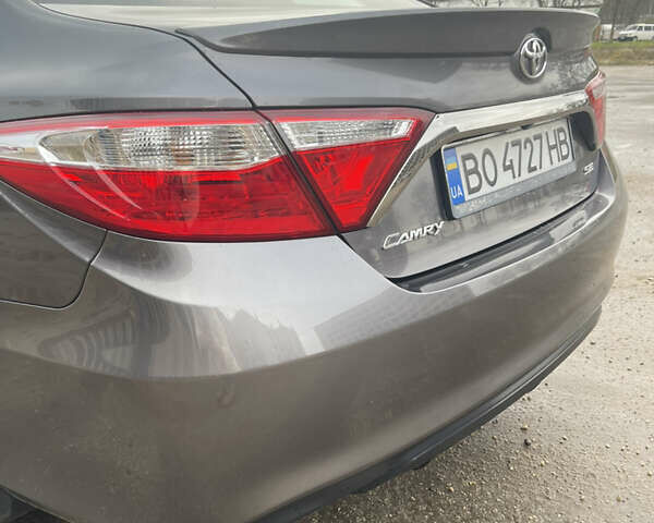 Серый Тойота Камри, объемом двигателя 2.49 л и пробегом 69 тыс. км за 15450 $, фото 6 на Automoto.ua