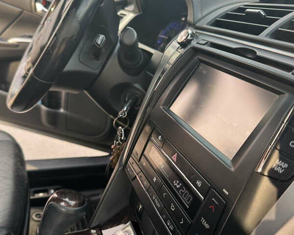 Сірий Тойота Камрі, об'ємом двигуна 2.49 л та пробігом 295 тис. км за 14500 $, фото 7 на Automoto.ua
