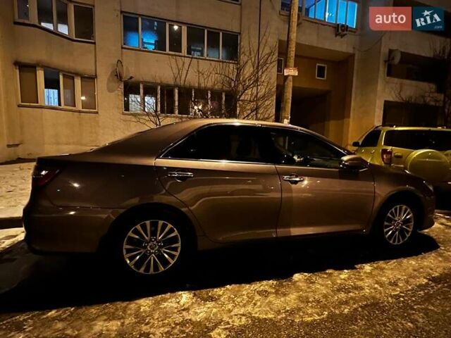 Серый Тойота Камри, объемом двигателя 2.49 л и пробегом 195 тыс. км за 19700 $, фото 1 на Automoto.ua