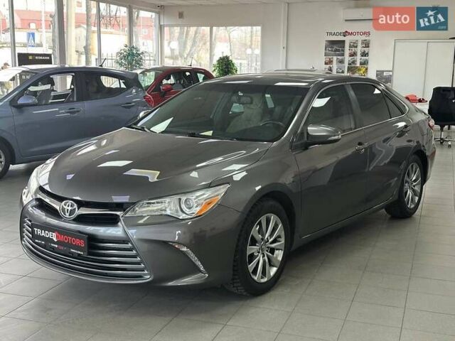 Сірий Тойота Камрі, об'ємом двигуна 2.49 л та пробігом 73 тис. км за 15490 $, фото 5 на Automoto.ua