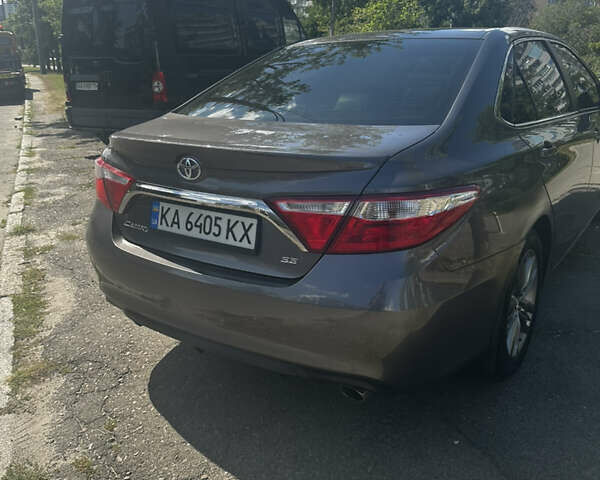 Сірий Тойота Камрі, об'ємом двигуна 2.49 л та пробігом 193 тис. км за 14800 $, фото 2 на Automoto.ua