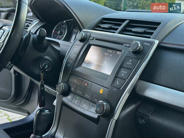 Серый Тойота Камри, объемом двигателя 2.49 л и пробегом 125 тыс. км за 14200 $, фото 54 на Automoto.ua