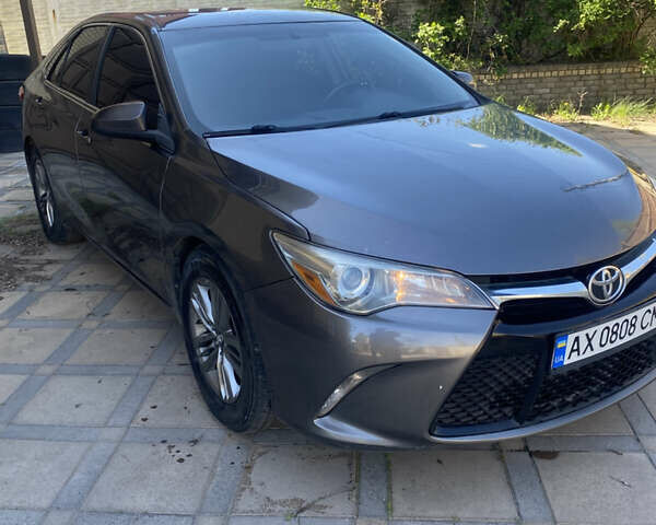 Сірий Тойота Камрі, об'ємом двигуна 2.5 л та пробігом 141 тис. км за 11800 $, фото 11 на Automoto.ua