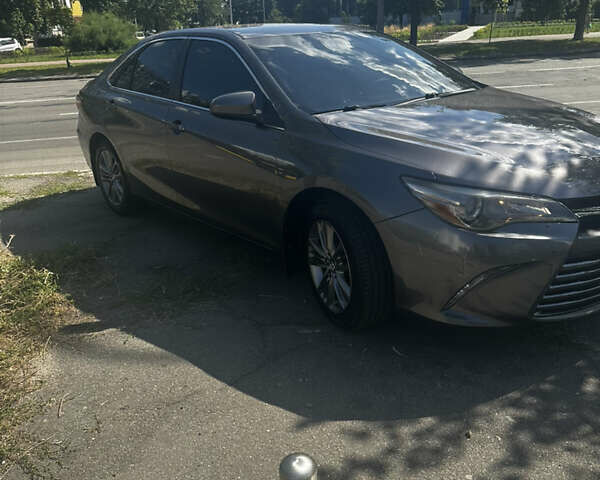 Сірий Тойота Камрі, об'ємом двигуна 2.49 л та пробігом 193 тис. км за 14800 $, фото 3 на Automoto.ua