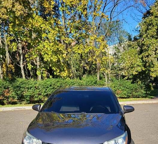 Тойота Камри 2016 в Одессе на Automoto.ua Серый Тойота Камри, объемом двигателя 2.49 л и пробегом 125 тыс. км за 11000 $, фото 2 на Automoto.ua