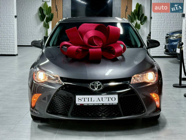 Серый Тойота Камри, объемом двигателя 2.49 л и пробегом 106 тыс. км за 12999 $, фото 2 на Automoto.ua