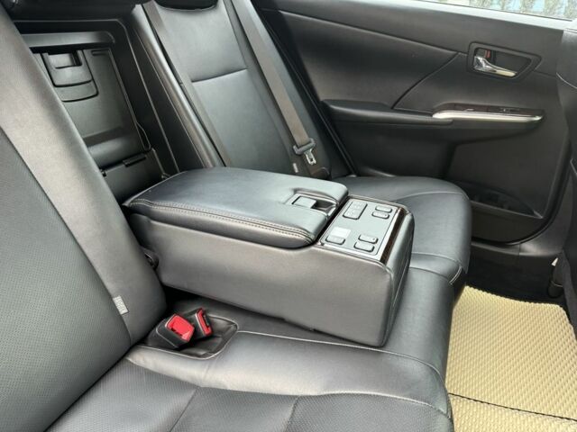 Серый Тойота Камри, объемом двигателя 2.5 л и пробегом 200 тыс. км за 17900 $, фото 7 на Automoto.ua