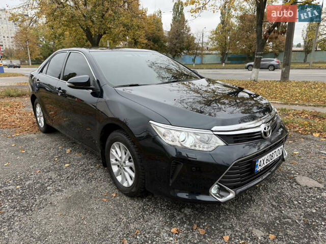 Серый Тойота Камри, объемом двигателя 2.49 л и пробегом 231 тыс. км за 16000 $, фото 7 на Automoto.ua