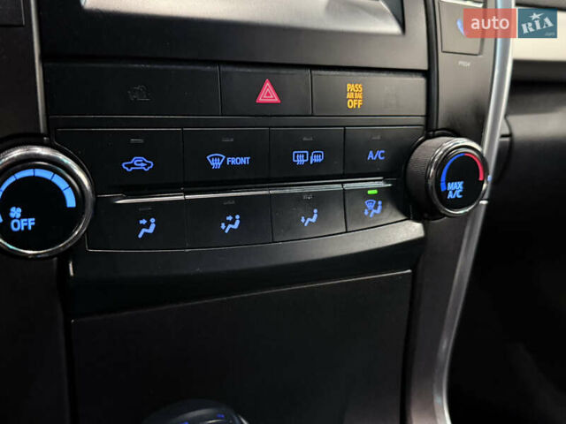 Серый Тойота Камри, объемом двигателя 2.49 л и пробегом 106 тыс. км за 12999 $, фото 55 на Automoto.ua