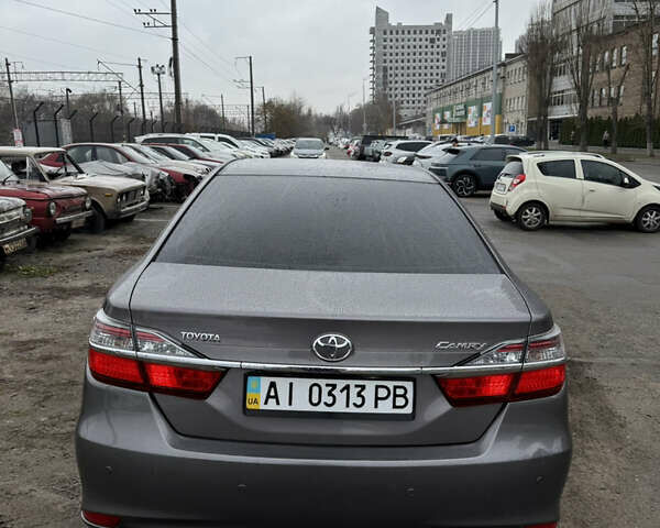 Серый Тойота Камри, объемом двигателя 2.49 л и пробегом 210 тыс. км за 14650 $, фото 21 на Automoto.ua