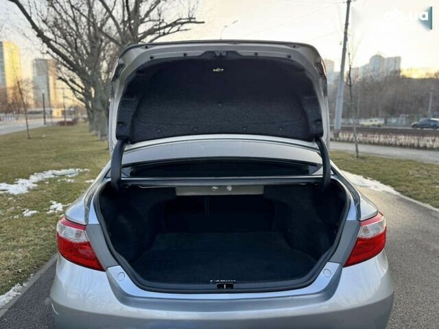 Серый Тойота Камри, объемом двигателя 2.5 л и пробегом 145 тыс. км за 14300 $, фото 11 на Automoto.ua