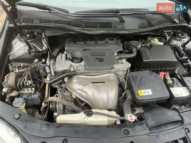 Серый Тойота Камри, объемом двигателя 2.5 л и пробегом 180 тыс. км за 12500 $, фото 8 на Automoto.ua