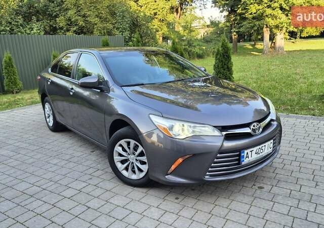 Сірий Тойота Камрі, об'ємом двигуна 2.49 л та пробігом 225 тис. км за 16550 $, фото 21 на Automoto.ua
