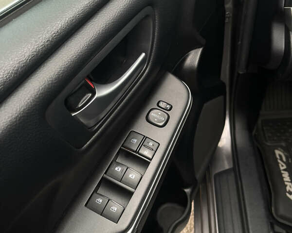 Серый Тойота Камри, объемом двигателя 2.49 л и пробегом 69 тыс. км за 15450 $, фото 31 на Automoto.ua