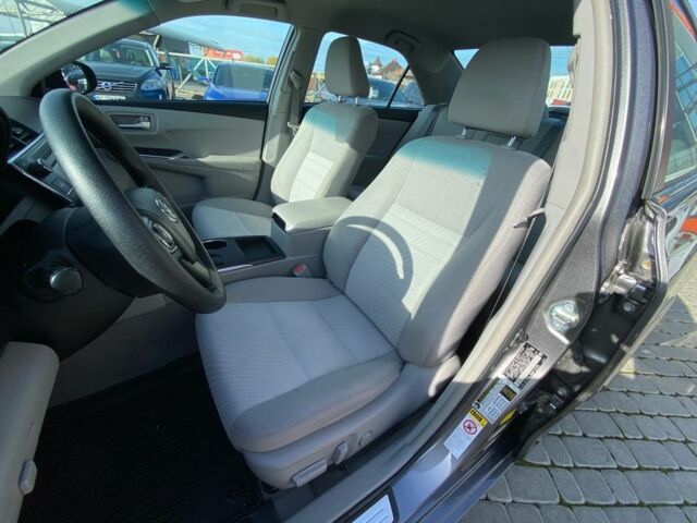 Серый Тойота Камри, объемом двигателя 2.5 л и пробегом 78 тыс. км за 16500 $, фото 24 на Automoto.ua