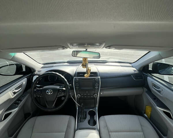 Серый Тойота Камри, объемом двигателя 2.49 л и пробегом 117 тыс. км за 14000 $, фото 7 на Automoto.ua