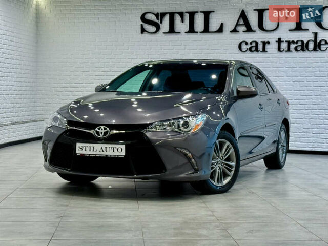 Серый Тойота Камри, объемом двигателя 2.49 л и пробегом 106 тыс. км за 12999 $, фото 3 на Automoto.ua