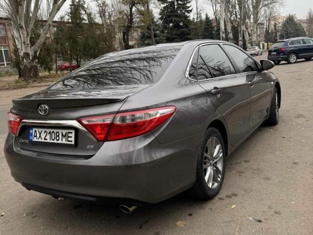 Сірий Тойота Камрі, об'ємом двигуна 2.5 л та пробігом 194 тис. км за 13000 $, фото 1 на Automoto.ua