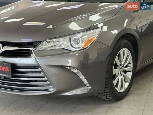 Сірий Тойота Камрі, об'ємом двигуна 2.49 л та пробігом 73 тис. км за 15490 $, фото 4 на Automoto.ua