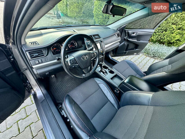 Серый Тойота Камри, объемом двигателя 2.49 л и пробегом 125 тыс. км за 14200 $, фото 35 на Automoto.ua