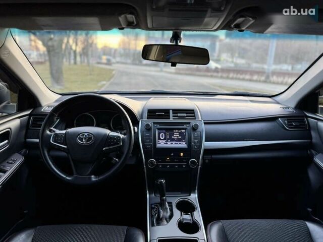 Серый Тойота Камри, объемом двигателя 2.5 л и пробегом 145 тыс. км за 14300 $, фото 26 на Automoto.ua