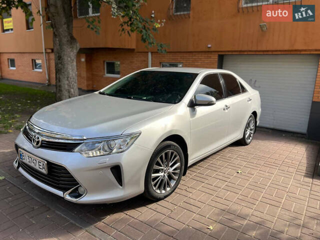 Серый Тойота Камри, объемом двигателя 2.49 л и пробегом 200 тыс. км за 17800 $, фото 8 на Automoto.ua
