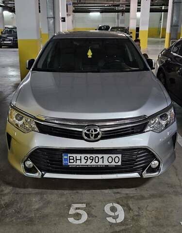 Серый Тойота Камри, объемом двигателя 2.5 л и пробегом 103 тыс. км за 16600 $, фото 19 на Automoto.ua