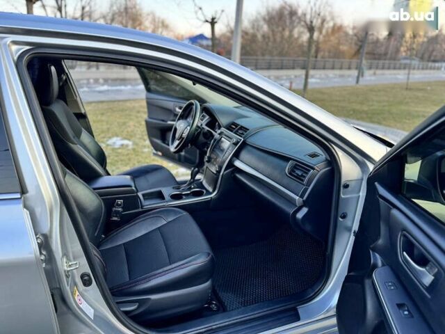 Серый Тойота Камри, объемом двигателя 2.5 л и пробегом 145 тыс. км за 14300 $, фото 19 на Automoto.ua