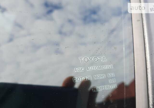 Серый Тойота Камри, объемом двигателя 2.5 л и пробегом 81 тыс. км за 15900 $, фото 80 на Automoto.ua