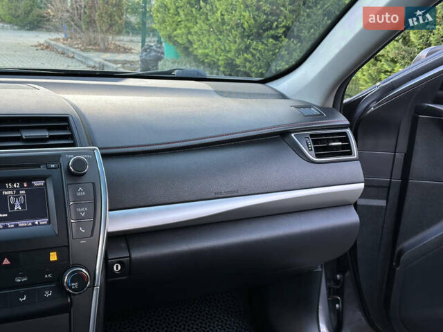Серый Тойота Камри, объемом двигателя 2.49 л и пробегом 125 тыс. км за 14200 $, фото 29 на Automoto.ua