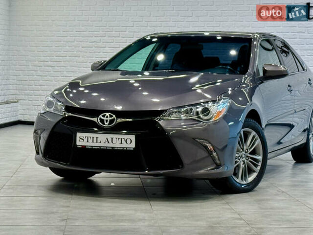 Серый Тойота Камри, объемом двигателя 2.49 л и пробегом 106 тыс. км за 12999 $, фото 4 на Automoto.ua