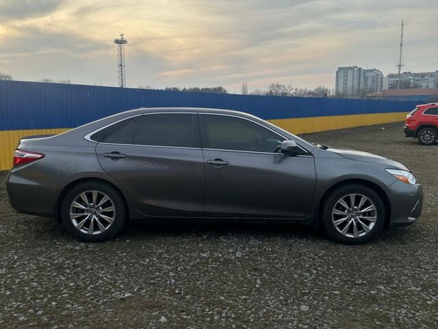 Серый Тойота Камри, объемом двигателя 2.5 л и пробегом 110 тыс. км за 17500 $, фото 1 на Automoto.ua