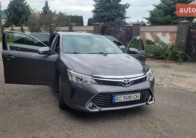 Тойота Камри 2016 в Луцке на Automoto.ua Серый Тойота Камри, объемом двигателя 2.49 л и пробегом 170 тыс. км за 17000 $, фото 49 на Automoto.ua