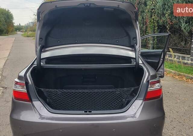 Тойота Камри 2016 в Луцке на Automoto.ua Серый Тойота Камри, объемом двигателя 2.49 л и пробегом 170 тыс. км за 17000 $, фото 45 на Automoto.ua