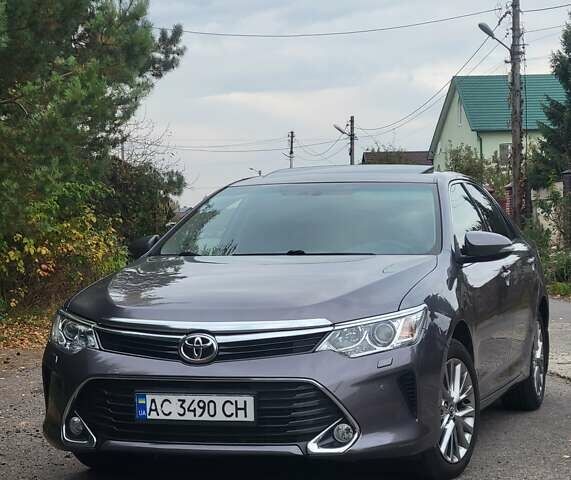 Тойота Камри 2016 в Луцке на Automoto.ua Серый Тойота Камри, объемом двигателя 2.49 л и пробегом 170 тыс. км за 17000 $, фото 59 на Automoto.ua