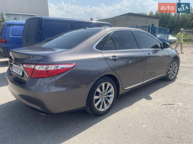 Серый Тойота Камри, объемом двигателя 2.49 л и пробегом 186 тыс. км за 13500 $, фото 3 на Automoto.ua