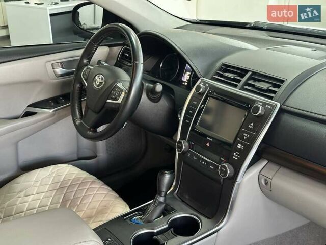 Сірий Тойота Камрі, об'ємом двигуна 2.49 л та пробігом 73 тис. км за 15490 $, фото 42 на Automoto.ua