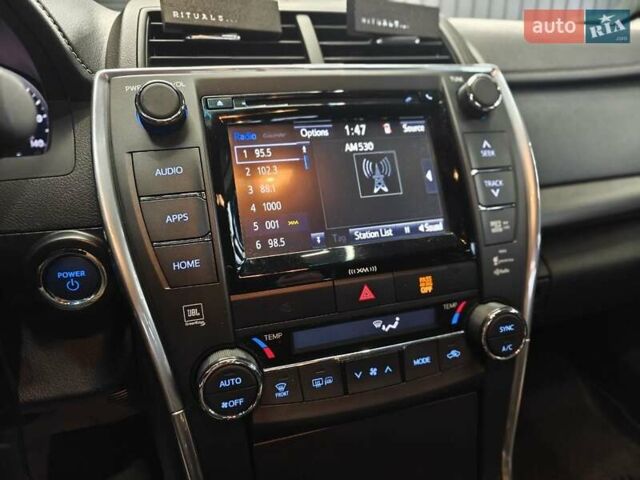 Серый Тойота Камри, объемом двигателя 2.49 л и пробегом 111 тыс. км за 17000 $, фото 27 на Automoto.ua