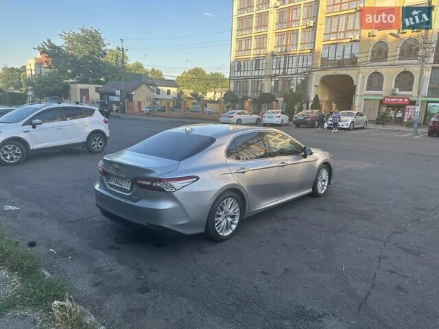 Серый Тойота Камри, объемом двигателя 2.49 л и пробегом 110 тыс. км за 21500 $, фото 3 на Automoto.ua