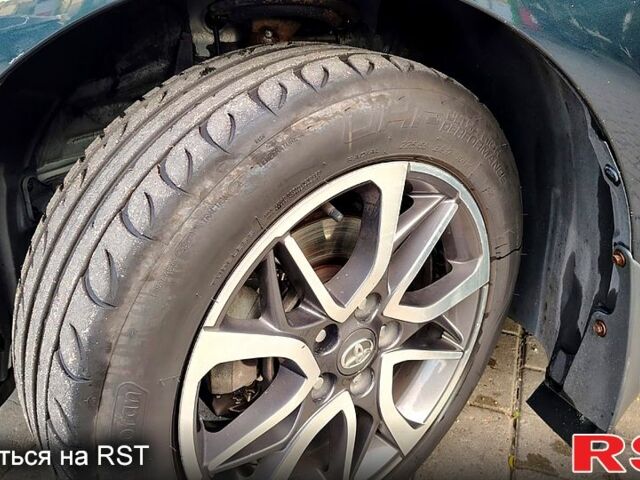 Серый Тойота Камри, объемом двигателя 2.5 л и пробегом 112 тыс. км за 17500 $, фото 4 на Automoto.ua