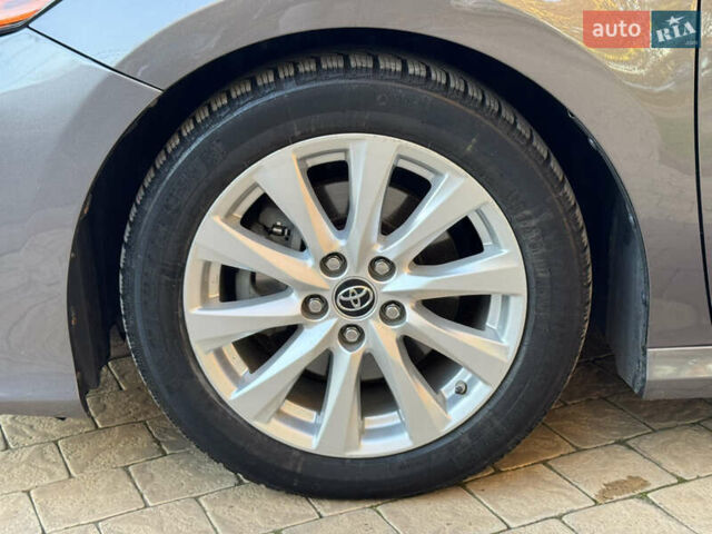 Тойота Камри 2017 в Одессе на Automoto.ua Серый Тойота Камри, объемом двигателя 2.49 л и пробегом 116 тыс. км за 16500 $, фото 12 на Automoto.ua