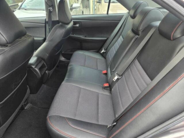 Серый Тойота Камри, объемом двигателя 2.5 л и пробегом 55 тыс. км за 11000 $, фото 10 на Automoto.ua