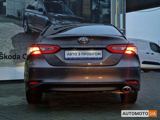 Серый Тойота Камри, объемом двигателя 2.5 л и пробегом 117 тыс. км за 16568 $, фото 28 на Automoto.ua