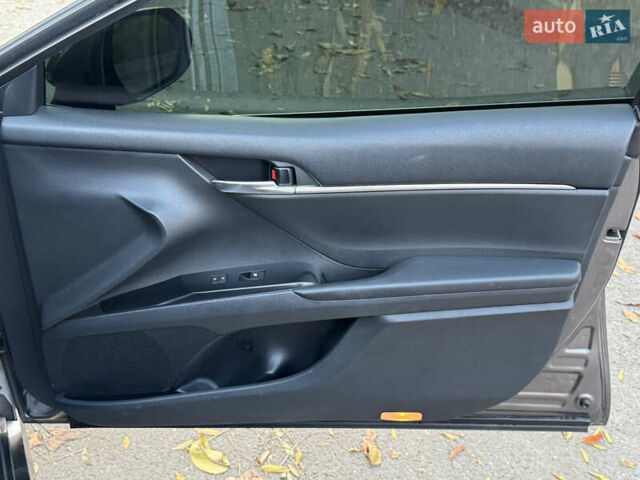 Тойота Камри 2017 в Одессе на Automoto.ua Серый Тойота Камри, объемом двигателя 2.49 л и пробегом 116 тыс. км за 16500 $, фото 49 на Automoto.ua