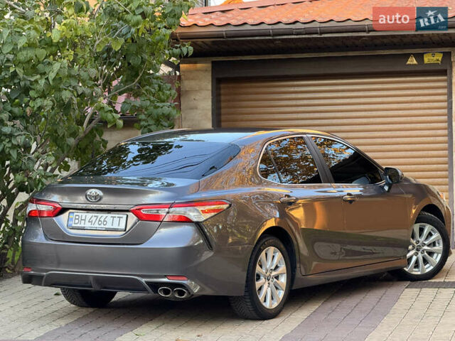 Тойота Камри 2017 в Одессе на Automoto.ua Серый Тойота Камри, объемом двигателя 2.49 л и пробегом 116 тыс. км за 16500 $, фото 15 на Automoto.ua