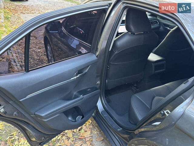 Тойота Камри 2017 в Одессе на Automoto.ua Серый Тойота Камри, объемом двигателя 2.49 л и пробегом 116 тыс. км за 16500 $, фото 31 на Automoto.ua