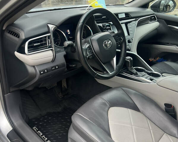 Серый Тойота Камри, объемом двигателя 2.49 л и пробегом 77 тыс. км за 22700 $, фото 26 на Automoto.ua